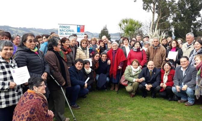 Senama apoyó a más de 44 organizaciones de adultos mayores