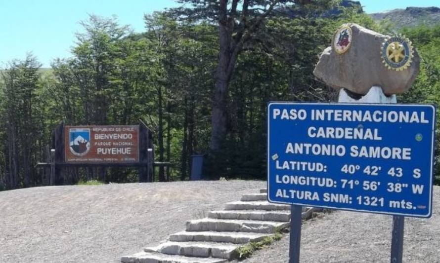 Intendente de Los Lagos defiende proyectos del paso Samoré y la ruta 215 a Puyehue.