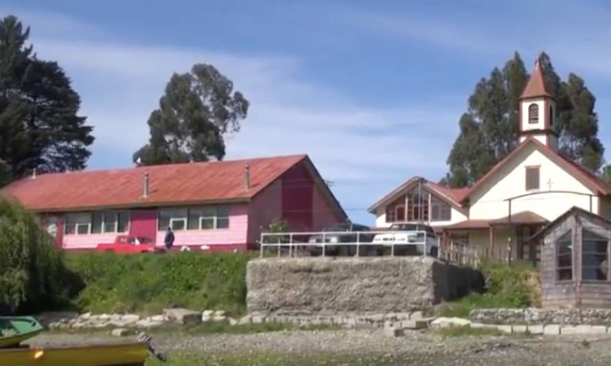 Municipio de Puerto Montt y la fundación de beneficencia pública educacional Isla Tenglo planean mejorar infraestructura