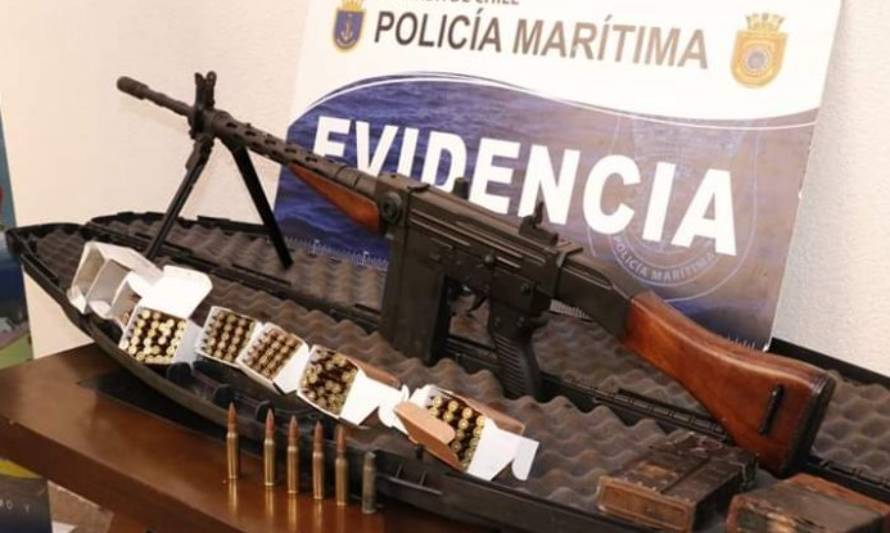 Incautaron fusil de guerra en Quellón