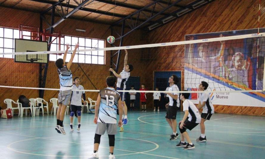 Llanquihue y Chiloé representarán a la región en el vóleibol sub 14 de la final nacional de los Juegos Deportivos Escolares 2019