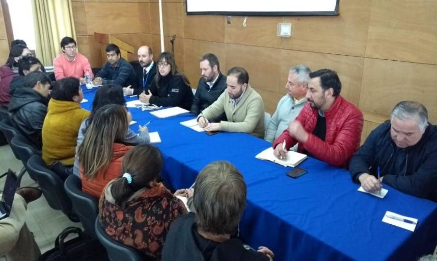 Autoridades instauran  mesa medioambiental con comunidad de Maullin