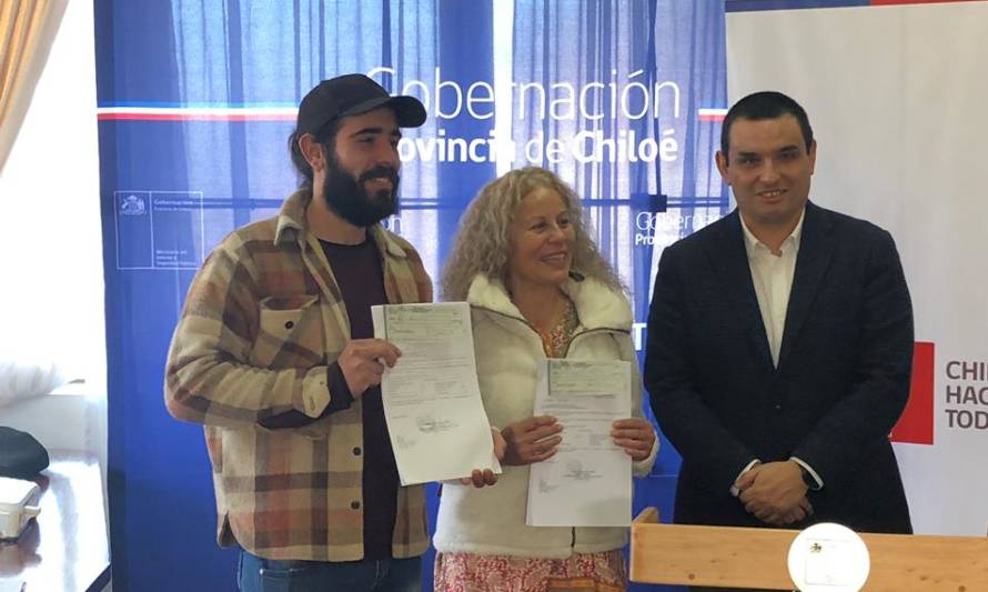 Organizaciones de Chonchi y Curaco de Vélez reciben recursos FONDEPORTE 