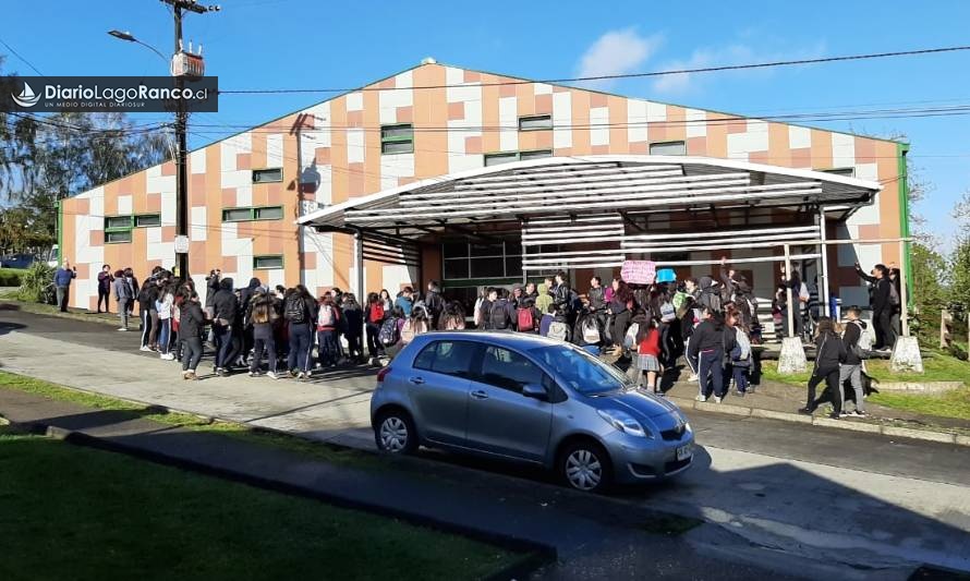 Estudiantes ranquinos se suman a 4° jornada de manifestación nacional 