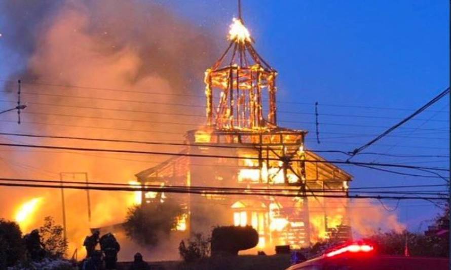 Fijan audiencia por caso de la iglesia San Francisco de Ancud