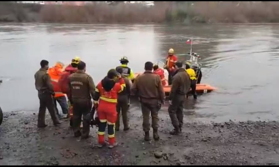 Carabinero rescató a mujer desde las aguas del río Rahue