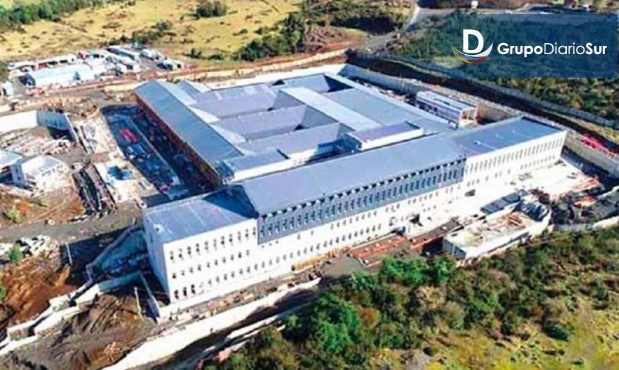 85% de avance presentan obras del nuevo Hospital de Quellón