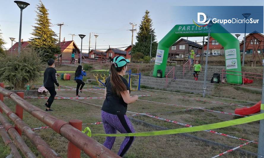 Gimnasio móvil: El deporte llega a todos en Castro