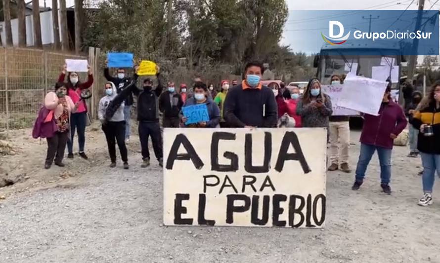 Castro: Vecinos protestaron por falta de agua