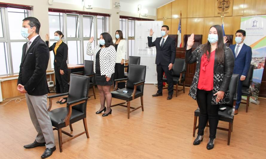 Seis nuevos abogados juraron en la Corte de Apelaciones de Puerto Montt