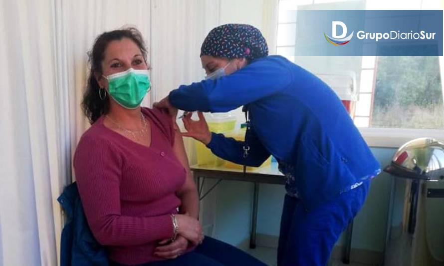 Vacuna Pfizer llega a la comuna de Queilen