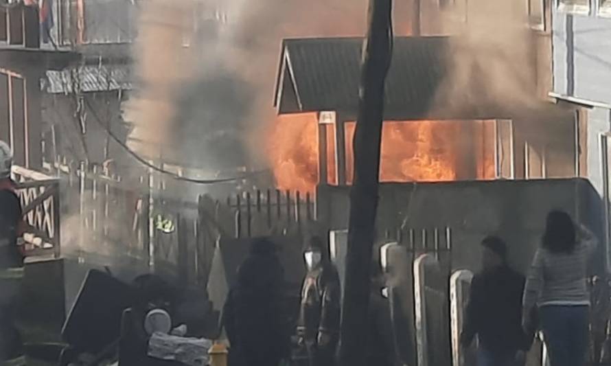 En Calbuco se quemó una casa habitación donde funcionaba una panadería