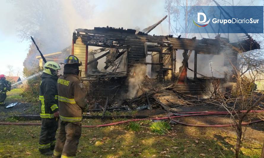 Incendio destruyó casa patronal en fundo de Osorno