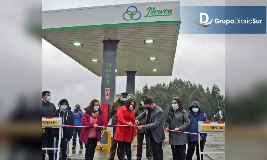 Inauguraron la primera bomba de combustible de Lemuy