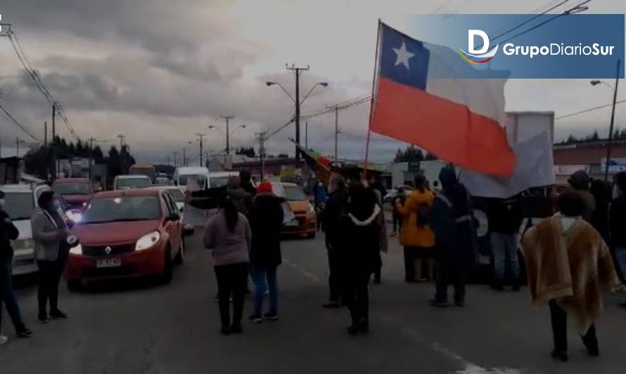 Nueva toma de la ruta: Vecinos de La Vara-Senda Sur vuelven a manifestarse