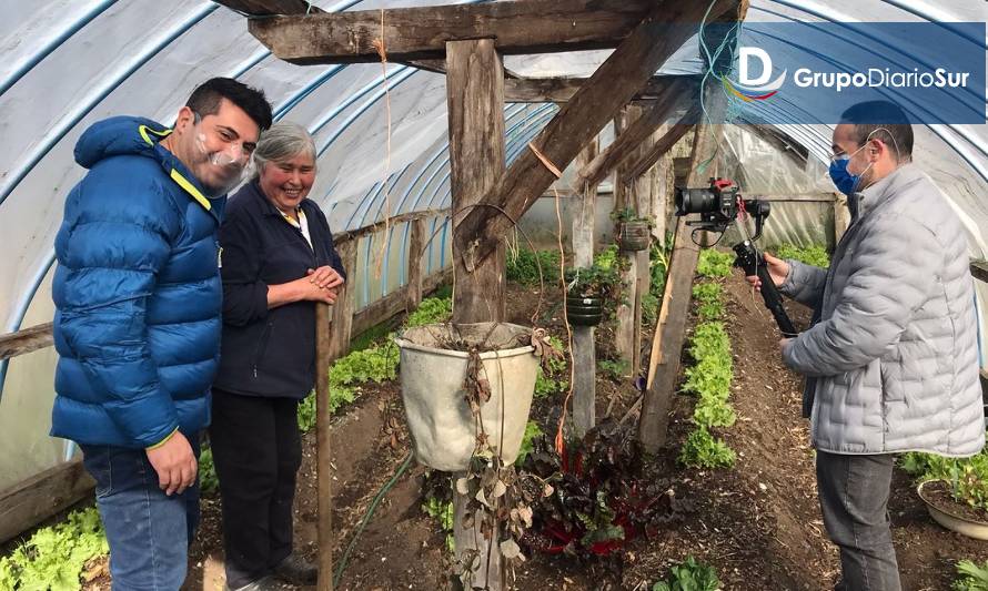 Equipo de Chile Conectado de TVN visita Chaitén