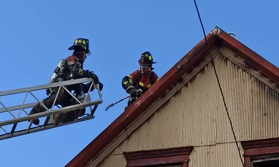 Cuatro emergencias debió controlar bomberos de Puerto Montt en menos de 12 horas