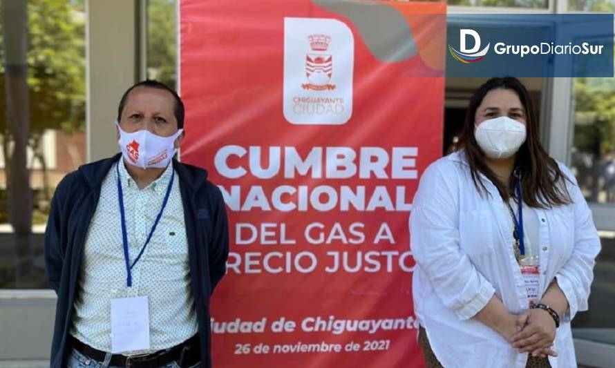 Alcaldes de Quinchao y Curaco de Vélez participaron en encuentro por gas a precio justo