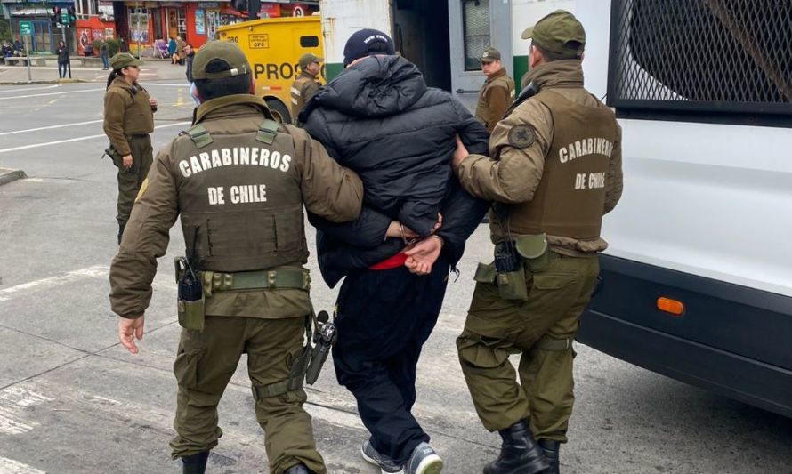 Carabineros decomisa un kilo de cocaína al interior de vehículo en el centro de Puerto Montt