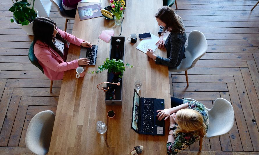 Oficinas 2.0: ¿Cómo se configuran los lugares de trabajo en 2023?