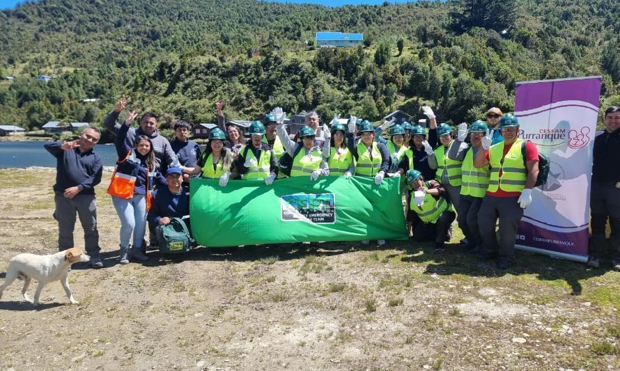 A casi dos horas de la ambulancia más cercana: capacitan para enfrentar emergencias a vecinos de Bahía San Pedro