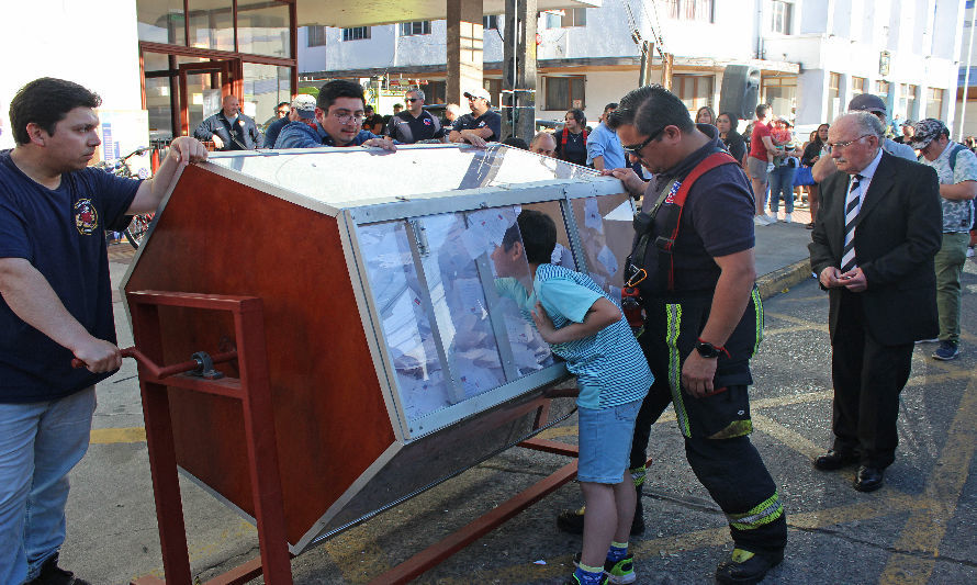 Los dos autos de la rifa gigante de Bomberos se quedaron en Puerto Montt