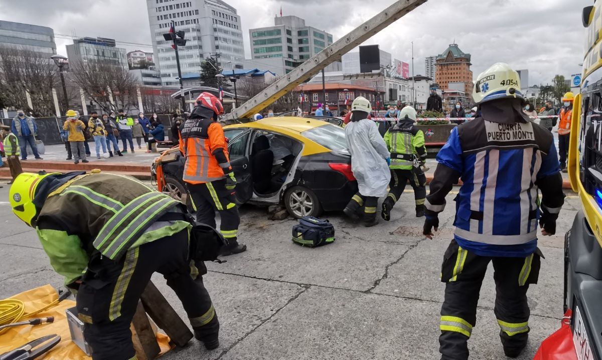 Inicia tramitación de proyecto de ley para otorgar un permiso especial a trabajadores que sean bomberos 