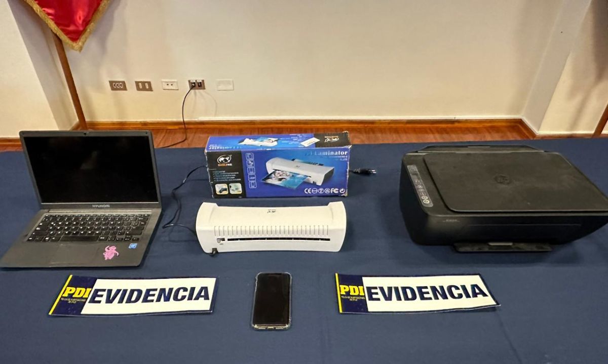 PDI detiene en Puerto Montt a hombre acusado de falsificar licencias de conducir y permisos de circulación