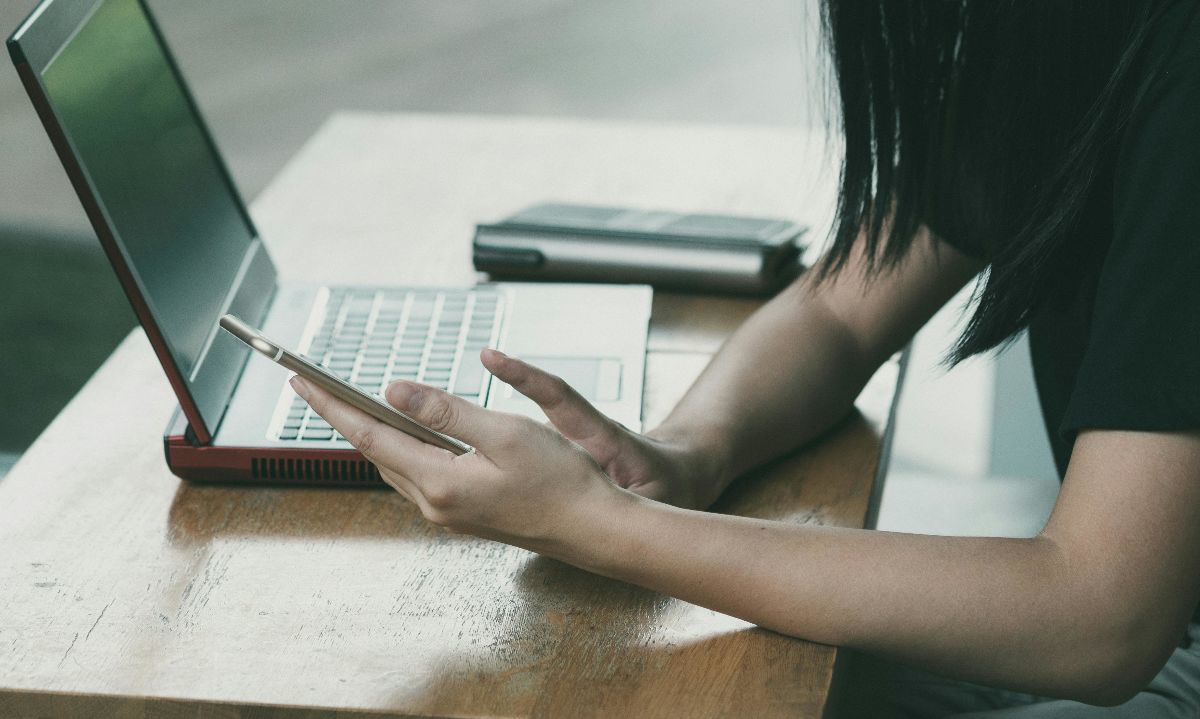 El 47% de las personas recurre únicamente a canales de atención online