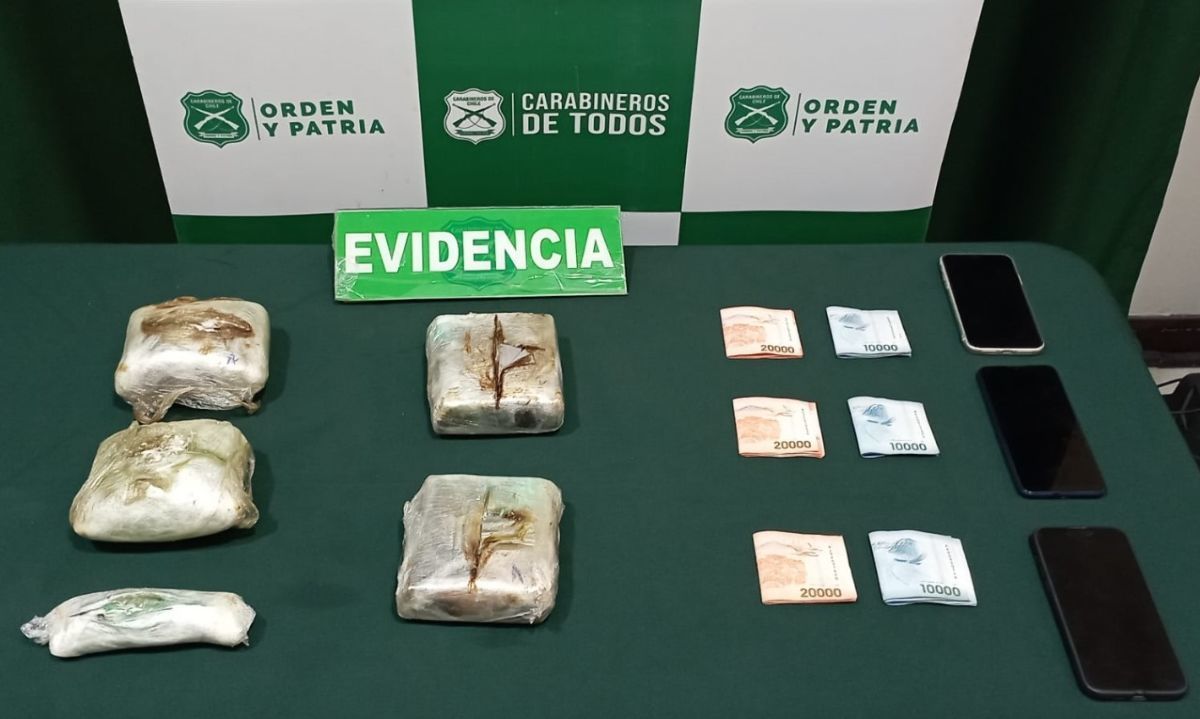 OS-7 detiene a 2 venezolanos con casi 3 kilos de drogas