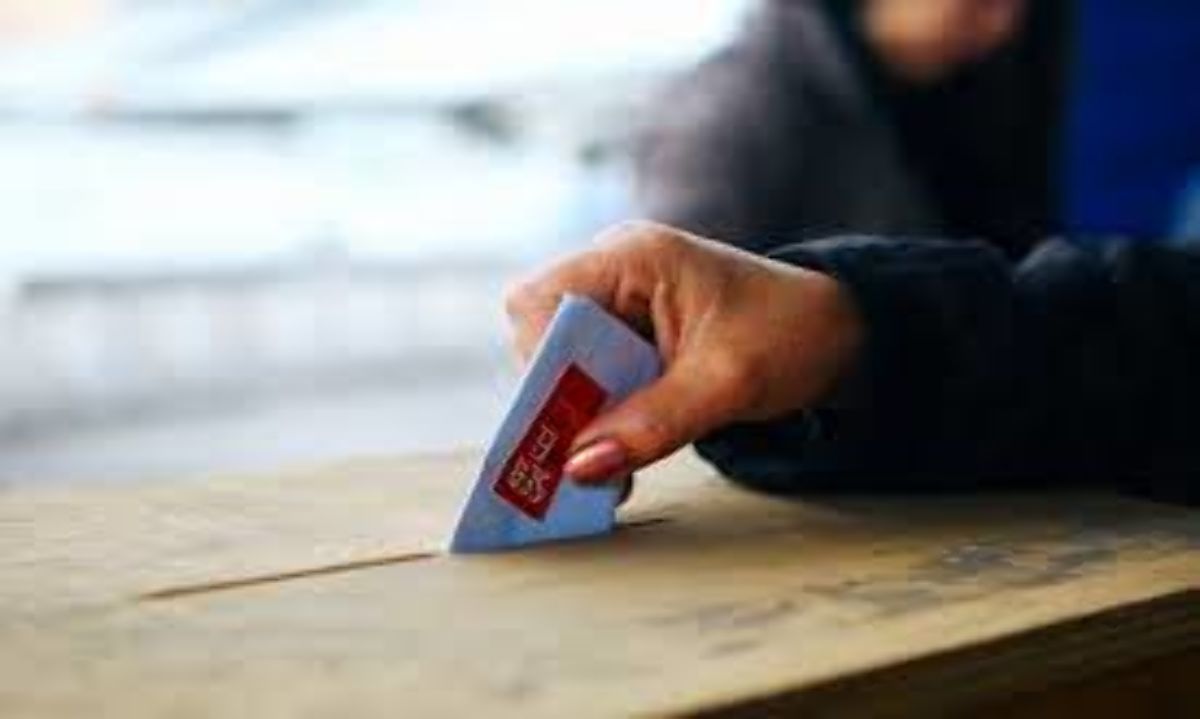 Puerto Montt cierra mesas de votación en elecciones municipales y de gobernadores