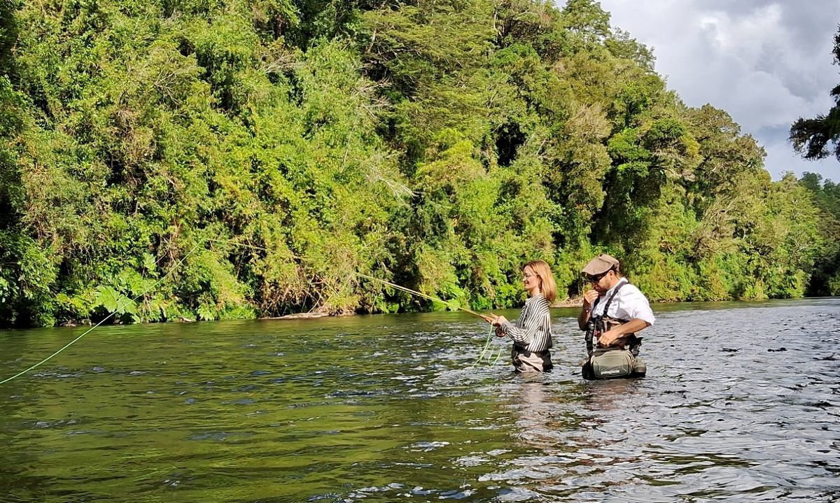 Autoridades inauguran temporada de pesca recreativa en Los Lagos con llamado a la sustentabilidad y libre acceso a playas