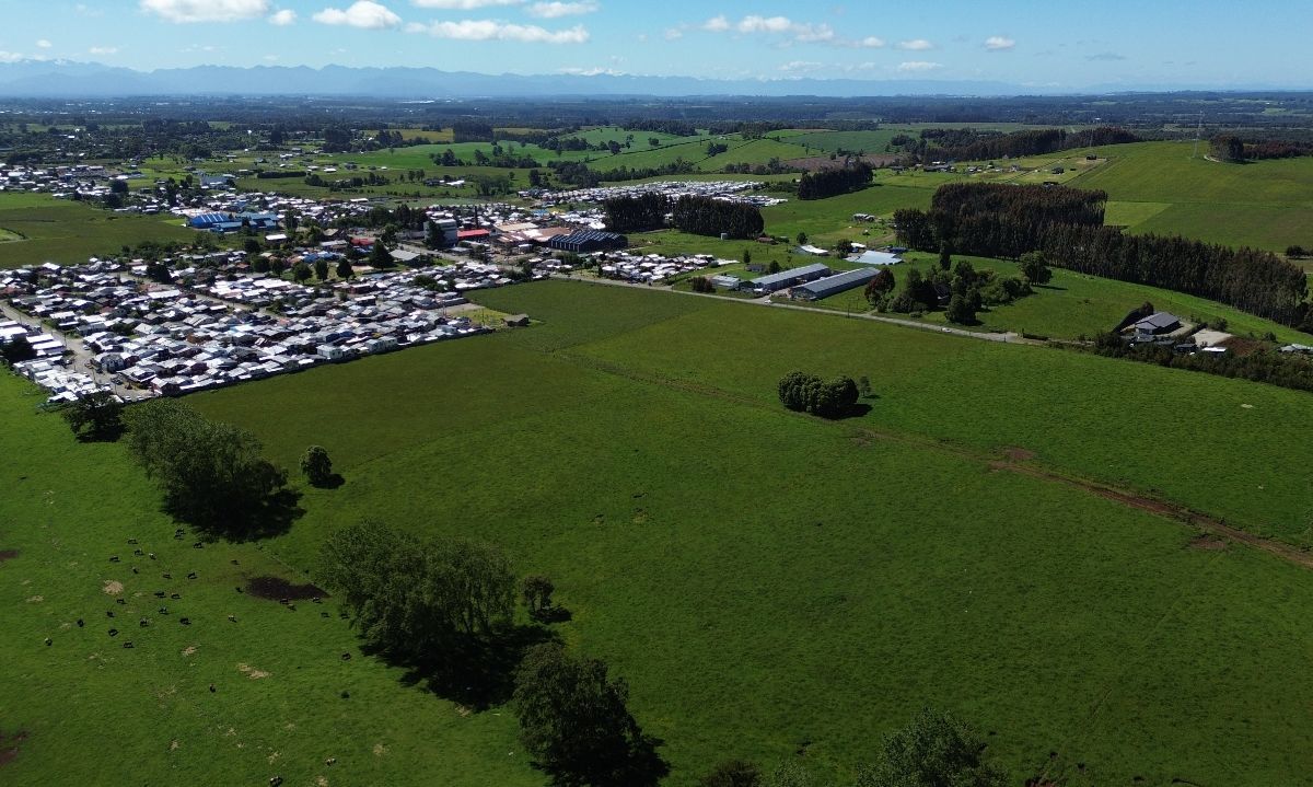 Avanzan más de 400 soluciones habitacionales para familias de Nueva Braunau