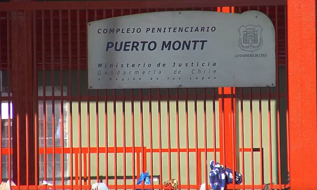 Gendarmería anuncia sumario interno por muerte de reo al interior de cárcel de Puerto Montt