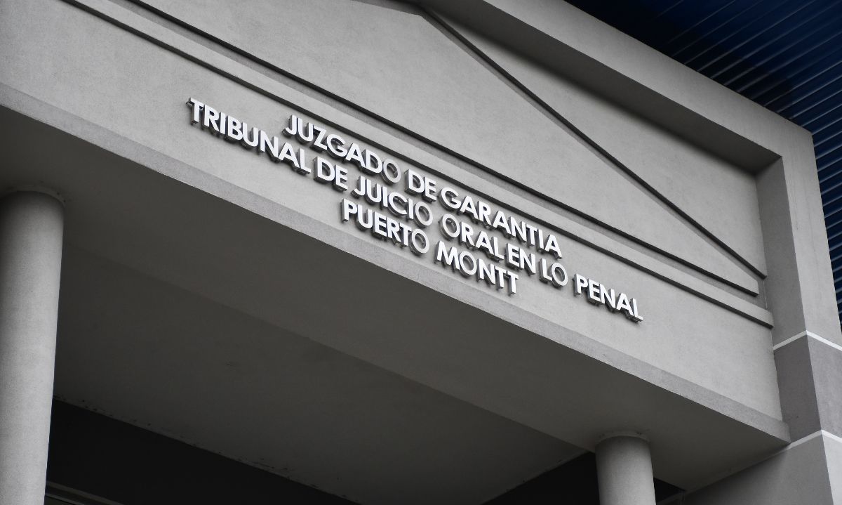 Condenan a contrabandista a 5 años de libertad vigilada y multa millonaria