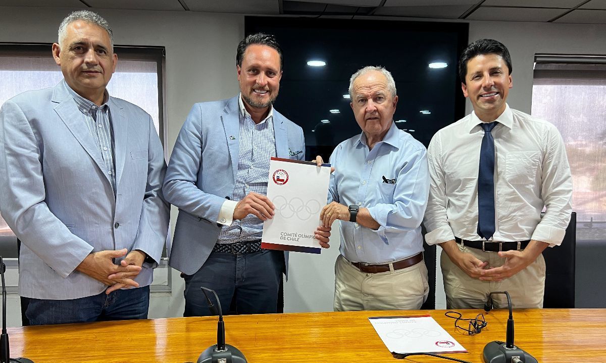 COCH concreta entrega de cancha Panamericana para modernizar el Arena Puerto Montt