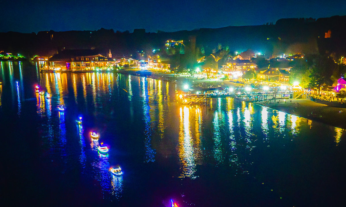 Frutillar celebrará el Día de los Enamorados con música, baile y un desfile de embarcaciones iluminadas
