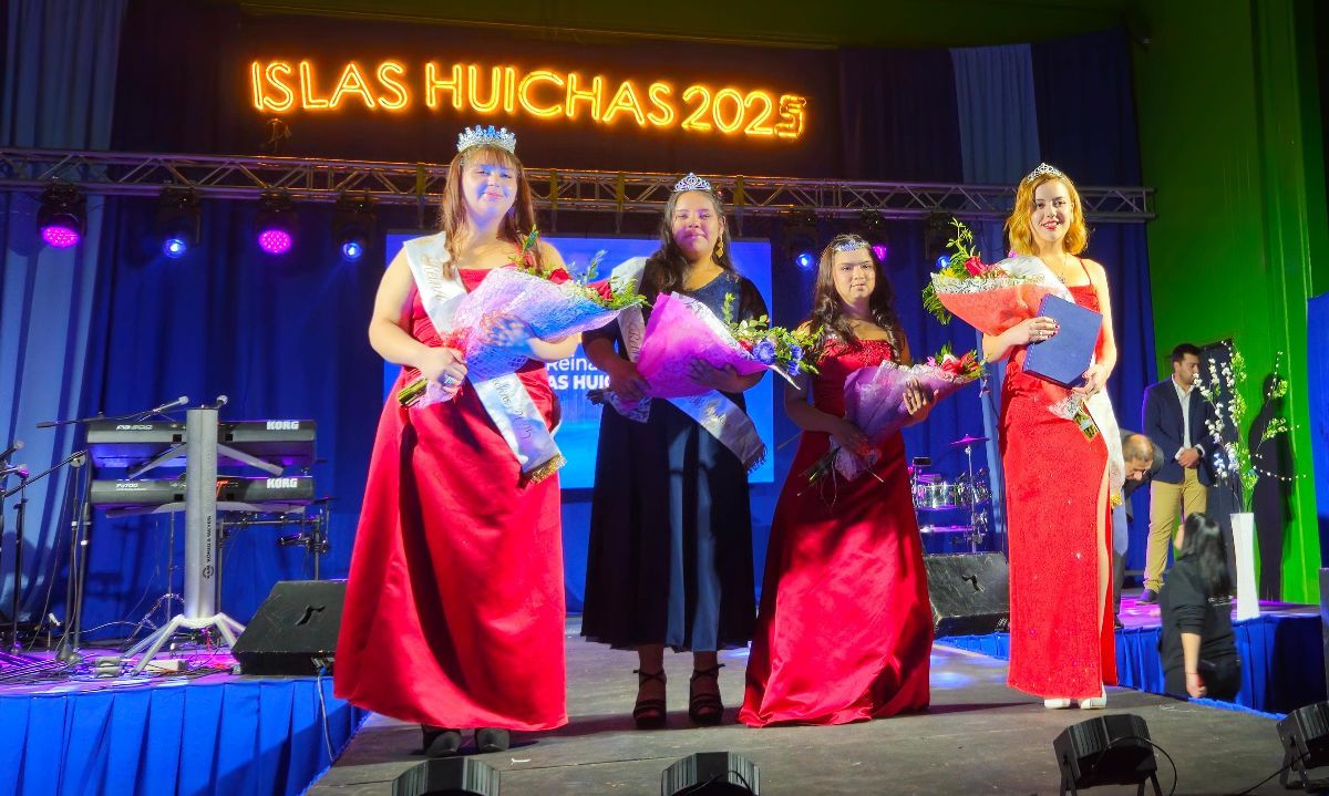 Equipo de Emporcha se suma activamente a actividades del aniversario de Puerto Aguirre