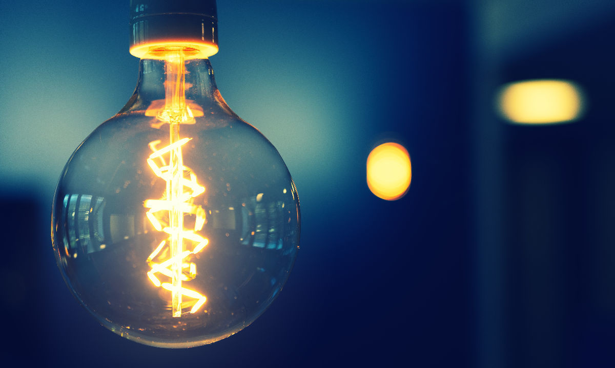 Más allá del interruptor: Descubre los hábitos ocultos que disparan tu cuenta de luz
