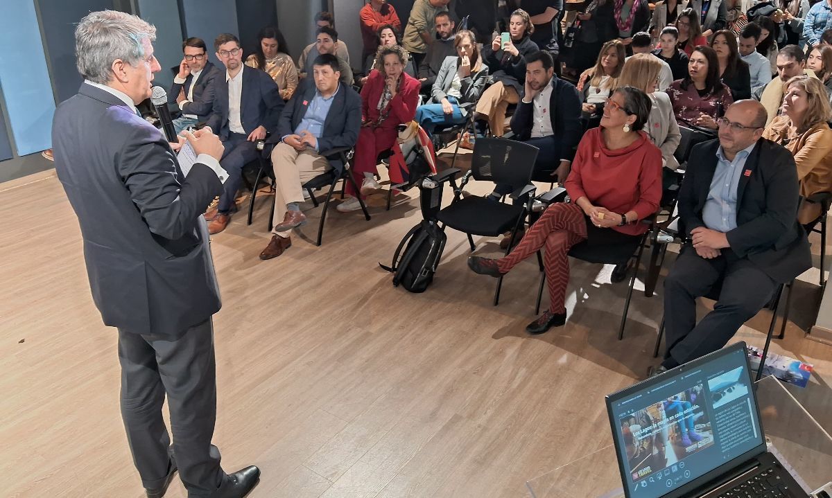Los Lagos impulsa su turismo en Santiago con sabor y paisajes únicos
