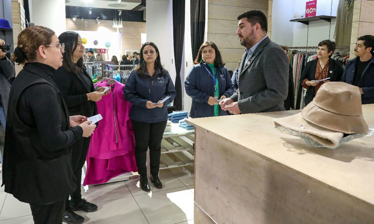 Dirección del Trabajo refuerza fiscalización por feriado obligatorio del 1 de mayo en el comercio
