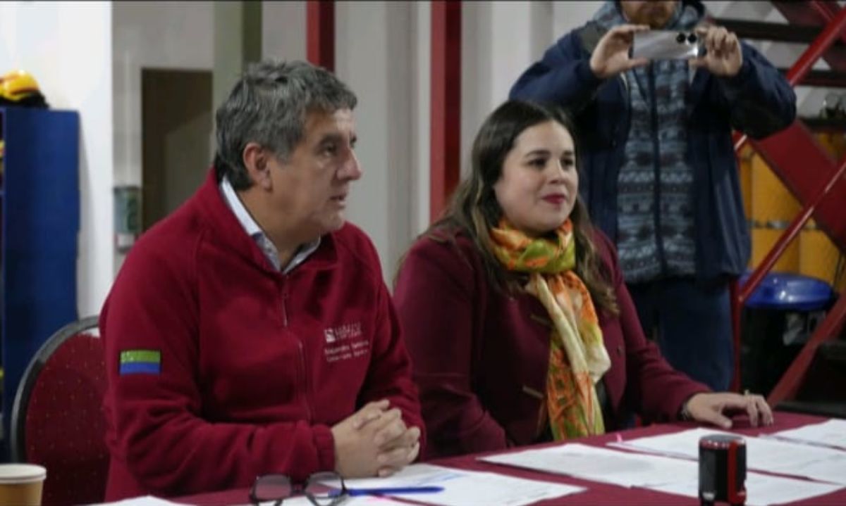 Curaco de Vélez recibe millonaria inversión para mejoras comunales