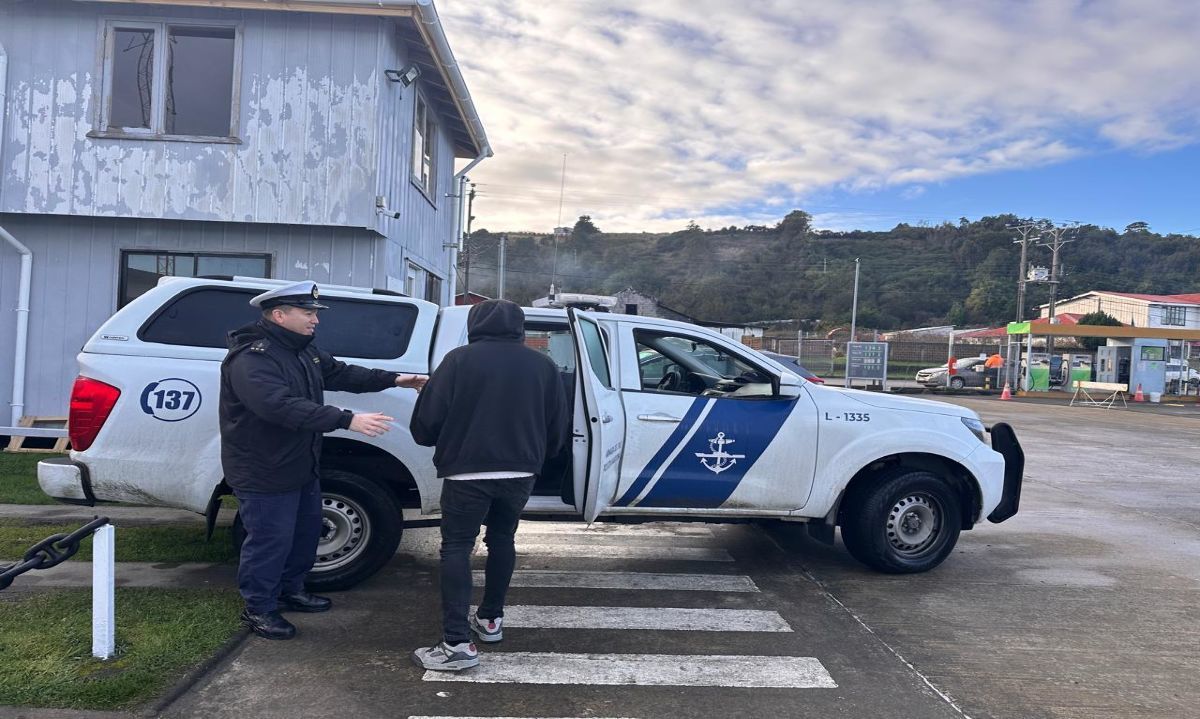 Barcaza se hunde en Queilen: tripulantes rescatados ilesos