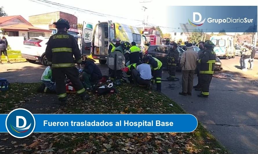 Cuatro adultos mayores resultaron heridos en accidente vehicular