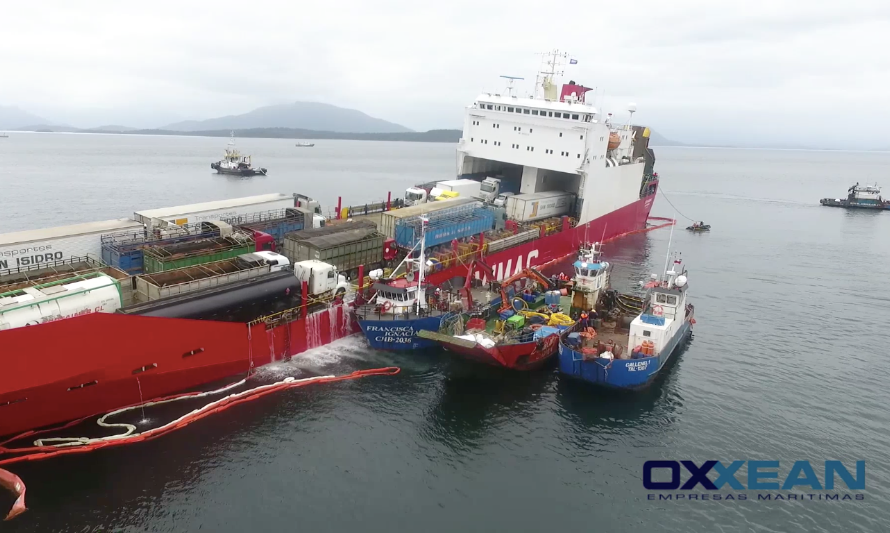 Oxxean realiza salvamento de la naufragada Ferry “Coyhaique”